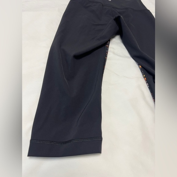 Lululemon Wunder Under Crop High-Rise *Curve 17" - Picture 5 of 8